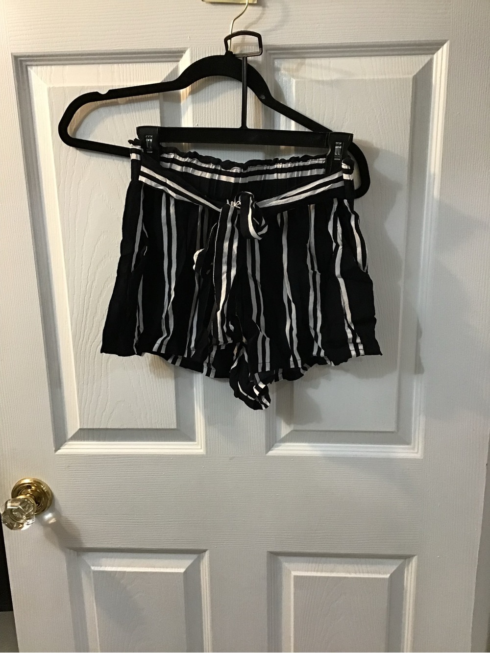High-Waist Black & White Striped Tie-Belt Shorts